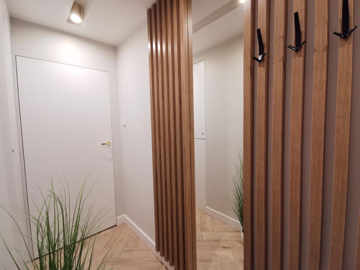 Apartamenty Kielce- Apartament Rubin Przy Zalew Kielecki, Faktura, Parking, Centrum Dış mekan fotoğraf