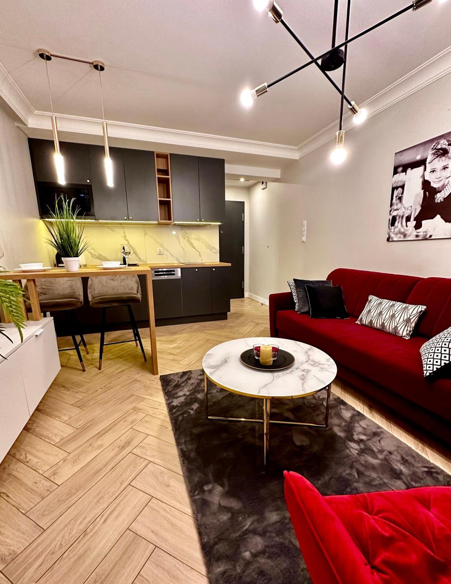 Apartamenty Kielce- Apartament Rubin Przy Zalew Kielecki, Faktura, Parking, Centrum Dış mekan fotoğraf