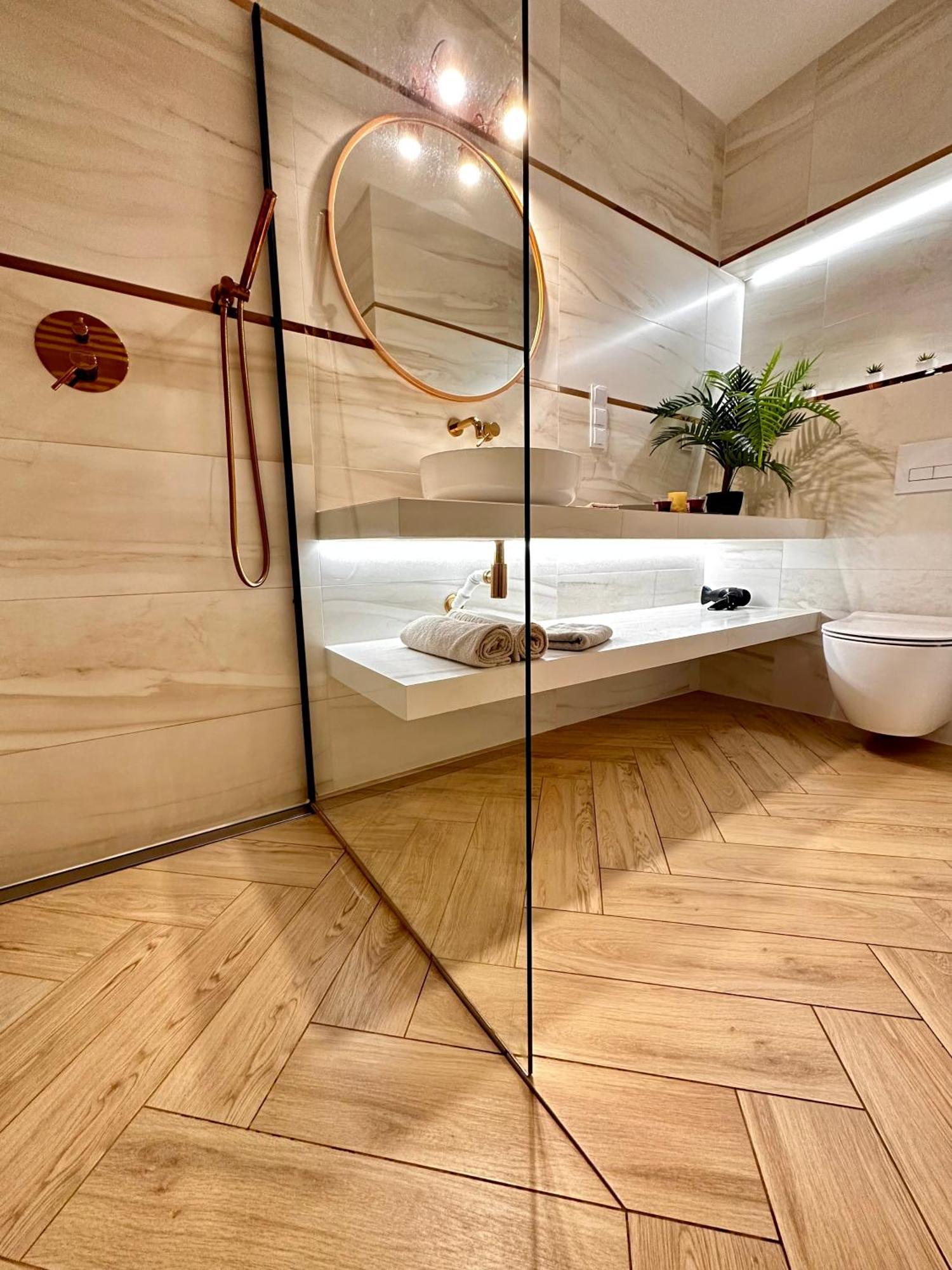 Apartamenty Kielce- Apartament Rubin Przy Zalew Kielecki, Faktura, Parking, Centrum Dış mekan fotoğraf