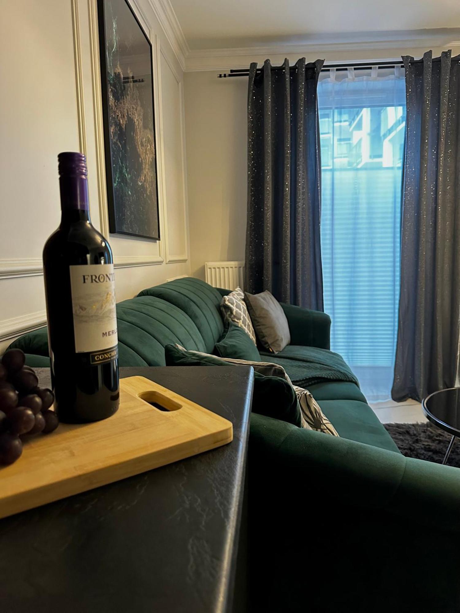 Apartamenty Kielce- Apartament Rubin Przy Zalew Kielecki, Faktura, Parking, Centrum Dış mekan fotoğraf